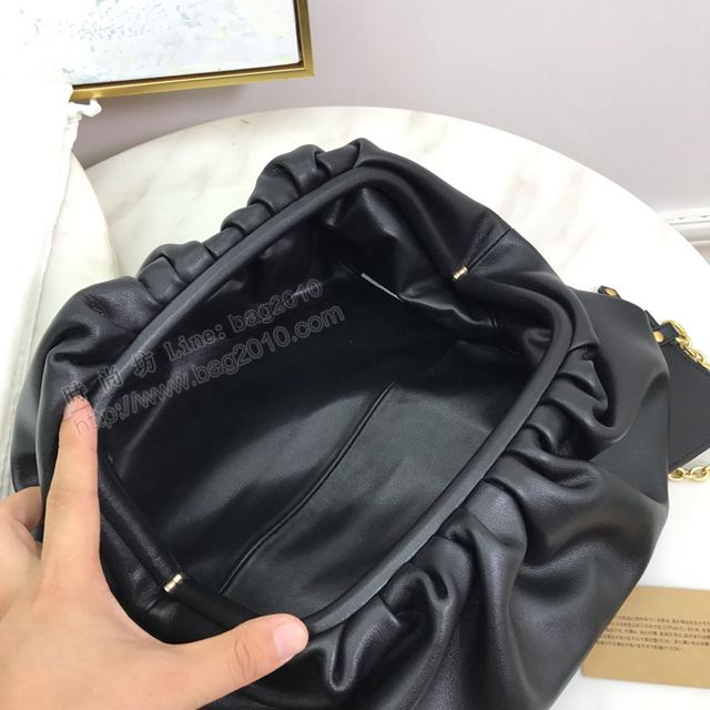 Bottega Veneta女包 2019最火 寶緹嘉The pouch雲朵包 BV單肩女包 黑色大號  gxz1022
